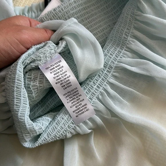 Design lab Baby Blue Ruffle Top. New - Picture 4 of 4